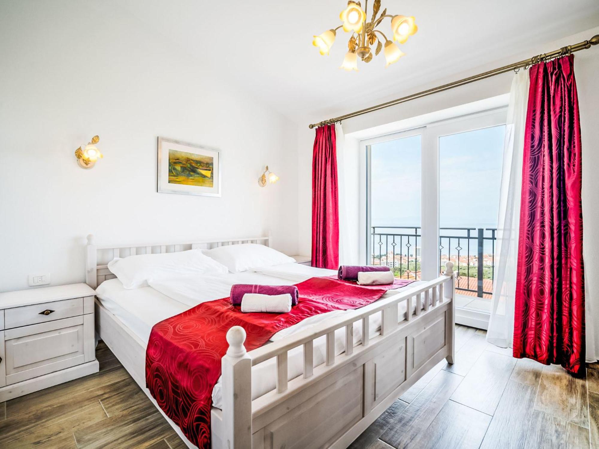 Bellavista By Interhome * Makarska