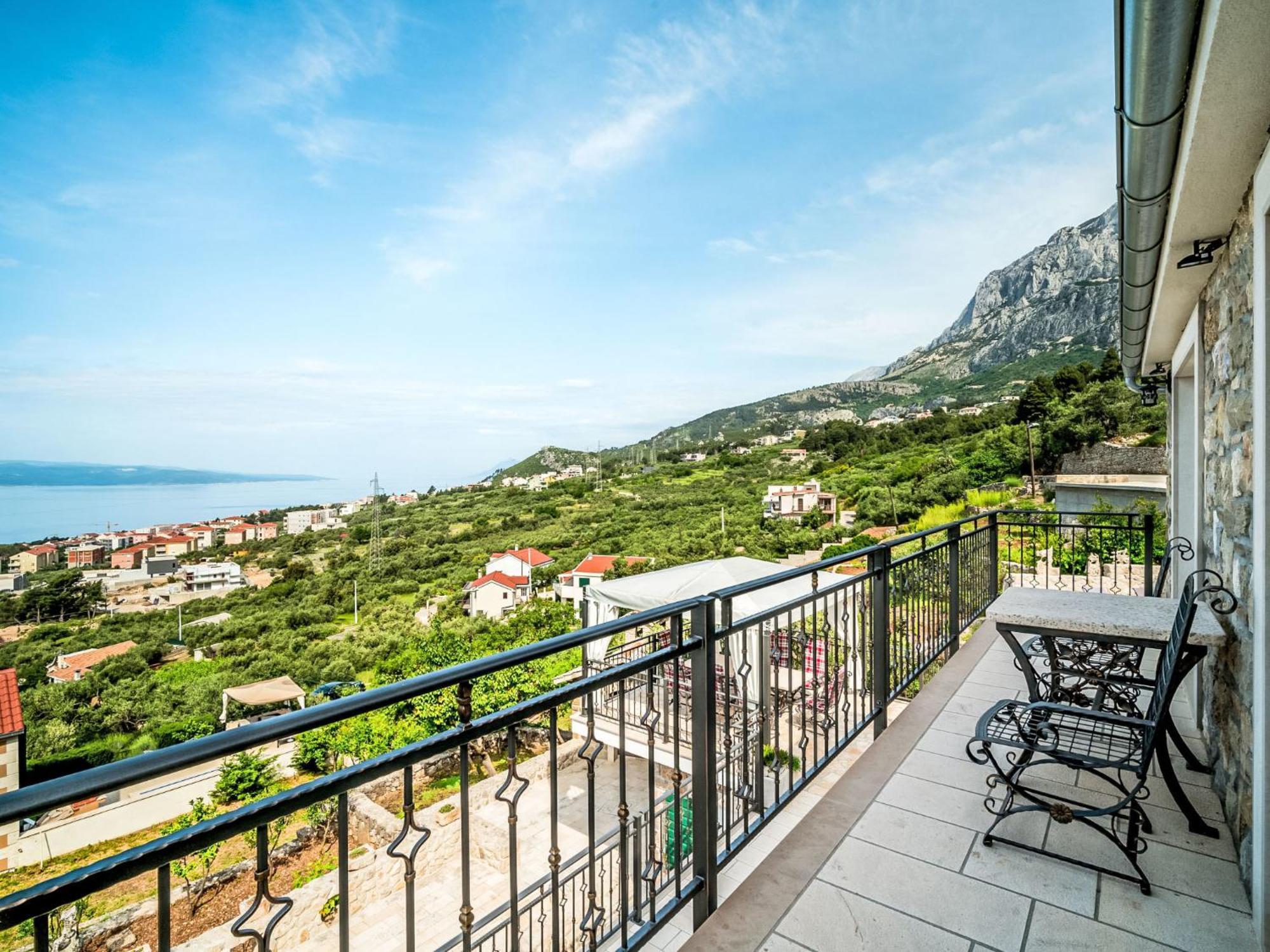 Bellavista By Interhome * Makarska